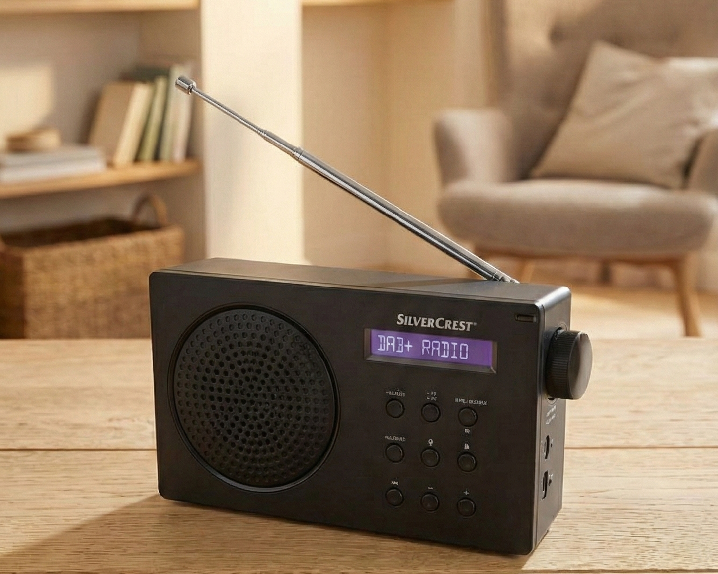 Silvercrest DAB+ Radio (model SDR 15 A3 or similar).