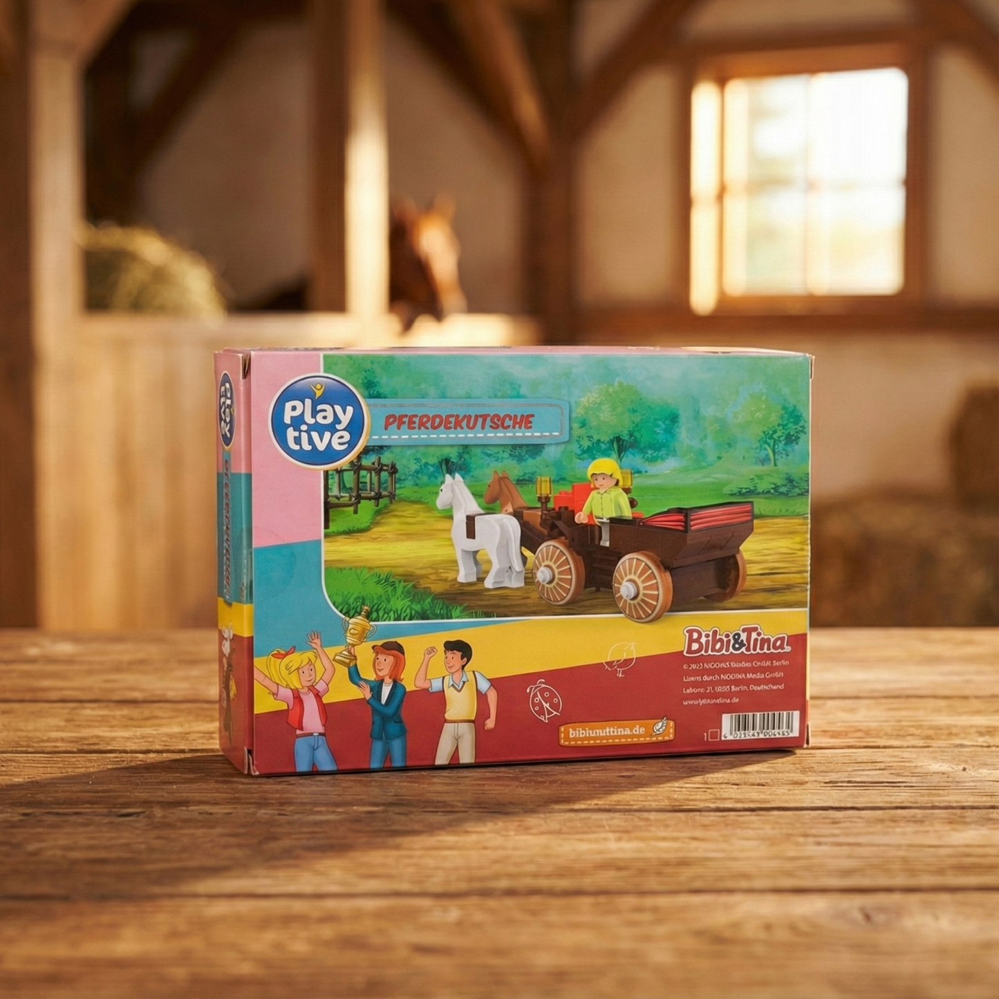 horse-drawn carriage set