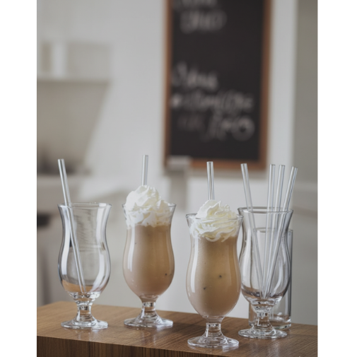 Leonardo Tavolino cocktail glasses and glass straws